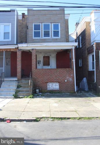 324 Darby Ter, Darby, PA 19023-2609