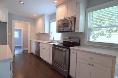 7513 Carriage Dr, Austin TX 78752-1401 exterior