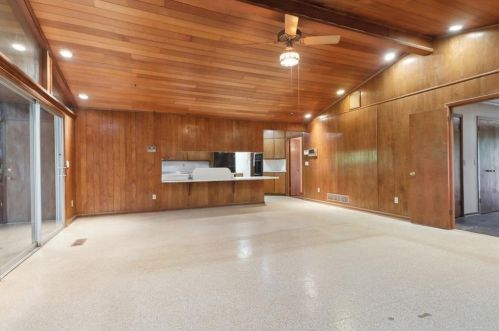 1768 Morris Landers Dr, Atlanta GA  30345-4102 exterior