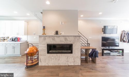 1239 17 St, Philadelphia PA 19121-5029 exterior