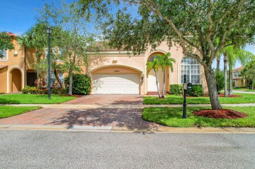 11200 Stockton Pl, Fort Pierce FL 34987-2767 exterior