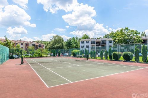 262 Hampshire Ct, Piscataway NJ 08854-6248 exterior