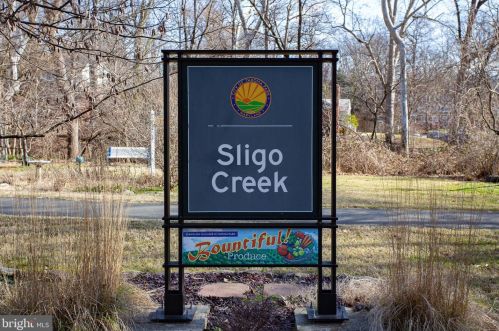 8216 Roanoke Ave, Silver Spring MD 20912-6207 exterior