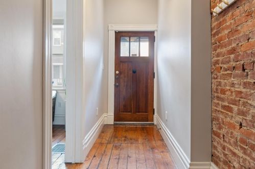 137 42nd St, Pittsburgh PA  15201-3136 exterior