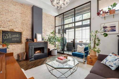 2220 Potomac Ave, Chicago IL 60651-1854 exterior