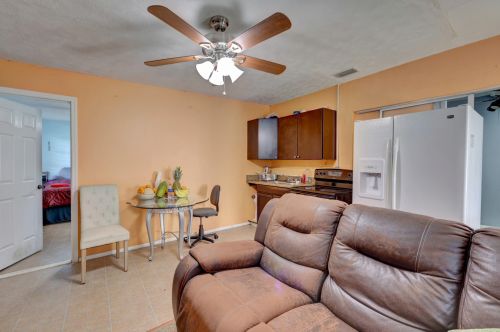 140 Selva Ct, Fort Pierce FL 34983-2020 exterior