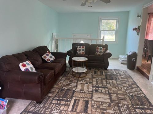 441 Anderson Ave, Milford CT 06460-3705 exterior