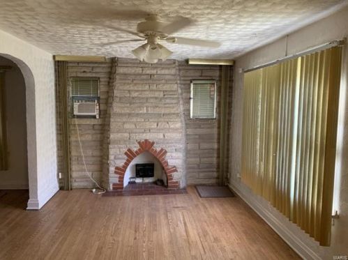 4226 Oneill Ave, Saint Louis MO  63121-2817 exterior