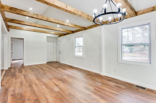 1896 Bonniview St, Atlanta GA 30310-4924 exterior