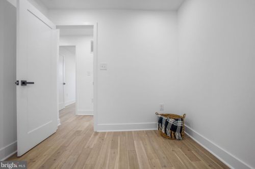 702 19 St, Washington DC 20002-4077 exterior