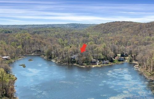 11 Rita Rd, Ridgefield, CT 06877-2221