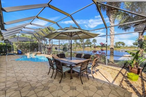 8737 Hideaway Harbor Ct, Naples FL 34120-4327 exterior