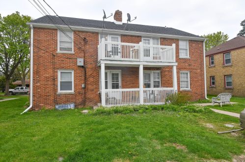 4849 Mohawk Ave, Milwaukee WI 53217-5034 exterior