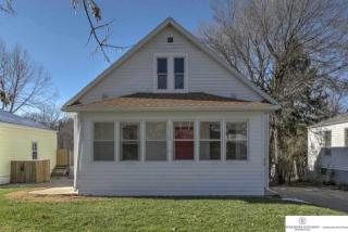 2328 65th Ave, Omaha, NE 68104-3954