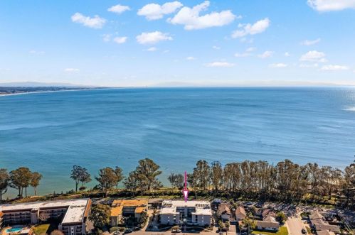 815 Balboa Ave, Capitola CA 95010-2330 exterior