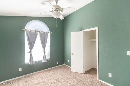 3036 Bluefield Ave, Phoenix AZ 85053-1125 exterior