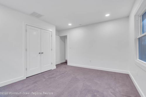 722 Green Valley Rd, Jackson Twp NJ  08527-2942 exterior