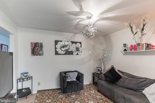 64 Liborio Ln, New Castle DE 19720-4651 exterior