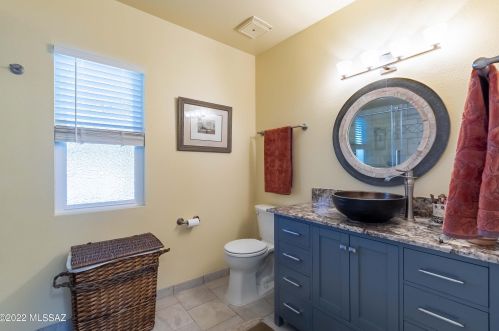 1017 Paseo Iris, Green Valley AZ 85614-3644 exterior