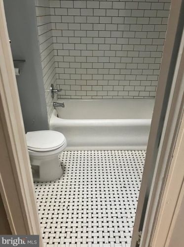 1839 68 St, Philadelphia PA 19142-1322 exterior