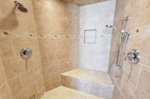 329 Kenmore Ave, Elmhurst IL 60126-3517 exterior