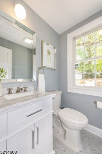 18 Kensington Ter, Maplewood NJ  07040-1323 exterior