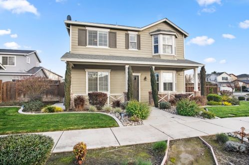 4160 Berkeley Ave, Turlock, CA 95382-7422