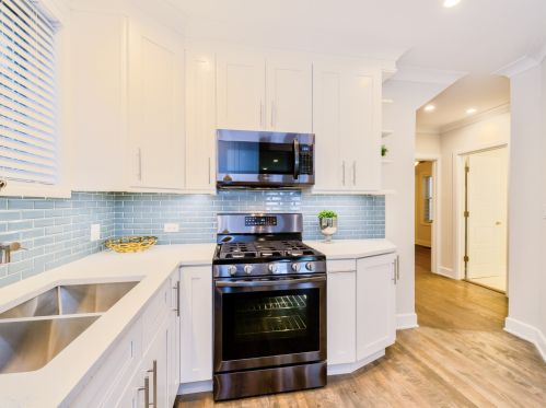 7933 Cressett Dr, Chicago IL 60707-1346 exterior