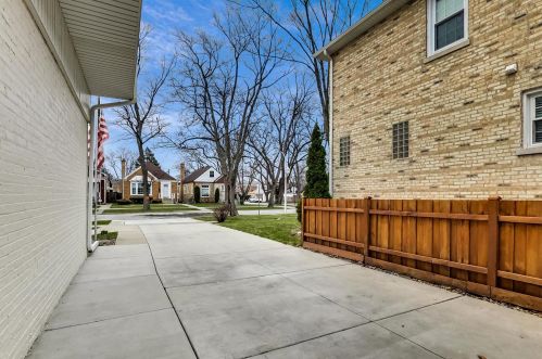 7106 Osceola Ave, Chicago IL 60634-3308 exterior