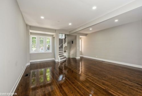 1742 Henderson St, Chicago IL  60657-1034 exterior