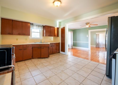 2287 Torrent St, Meskegon MI 49441-1562 exterior