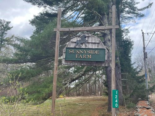 1240 Franklin Pierce Hwy, Barrington NH 03825-7331 exterior