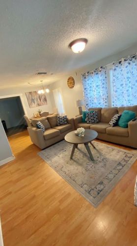 2521 Bird St, Tampa FL  33614-2808 exterior