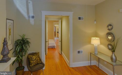 1731 Riggs Pl, Washington DC 20009-6248 exterior