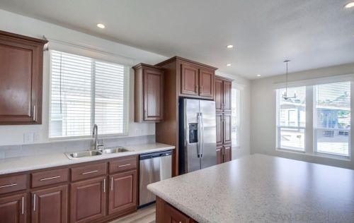 1951 47th St, San Diego, CA 92102-1300