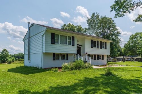 567 Stony Ford Rd, Middletown, NY 10941-3948