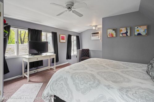 1231 Fleming Ave, Point Pleasant Beach NJ 08742-4040 exterior