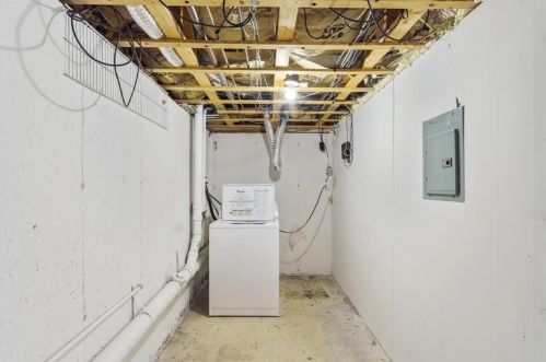 1603 Plainfield Pike, Providence RI  02919-6274 exterior