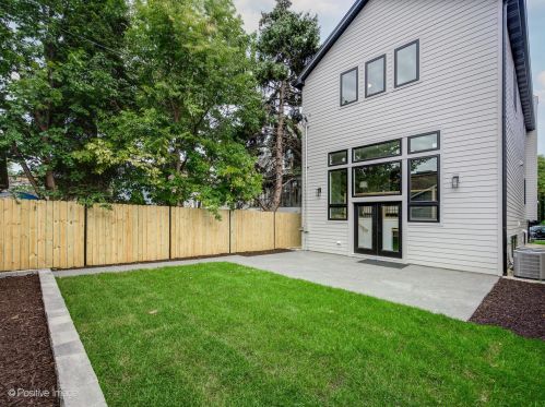 3310 Harding Ave, Chicago IL 60659-1008 exterior