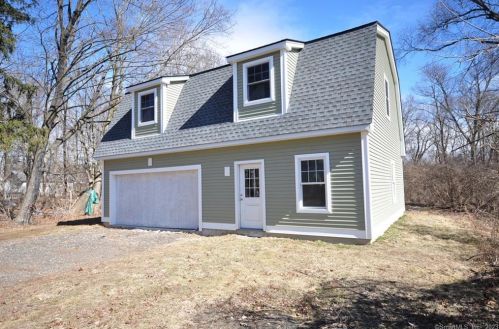 32 East St, Windsor, CT 06095-2405