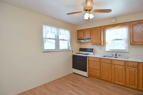 7934 Elm St, Pittsburgh PA 15221-1920 exterior