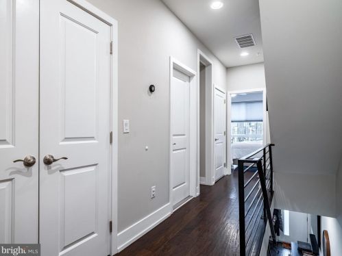 1914 6 St, Philadelphia PA 19148-2400 exterior