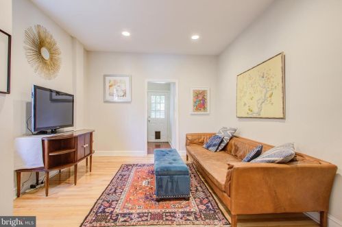 501 Tulip Ave, Silver Spring MD 20912-4345 exterior