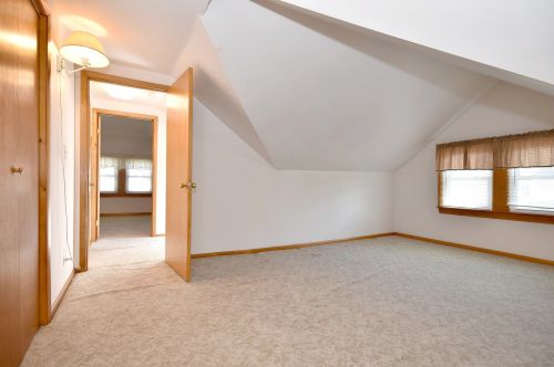 615 Saylor Ave, Elmhurst IL 60126-4305 exterior