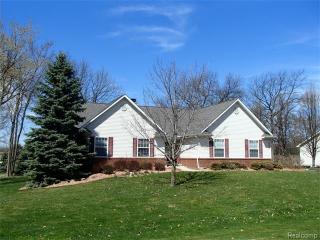 16380 Trotter Ln, Linden, MI 48451-8974