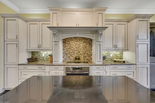 3200 Atlantic Cir, Naples FL 34119-8637 exterior