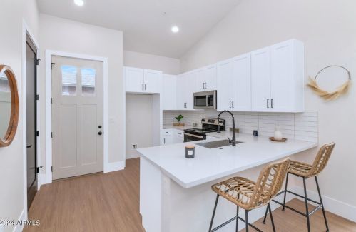 337 Colorado St, Chandler AZ 85225-4896 exterior