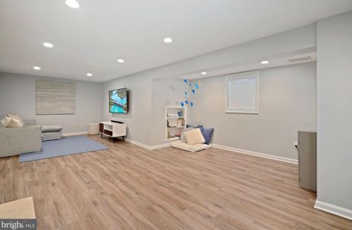 6543 Chesterfield Ave, Mc Lean VA  22101-5231 exterior