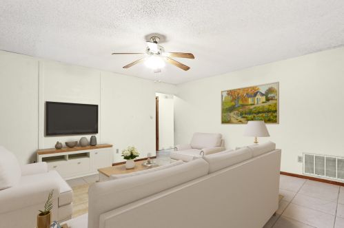 5709 Eagle Dr, Fort Pierce FL 34951-2322 exterior