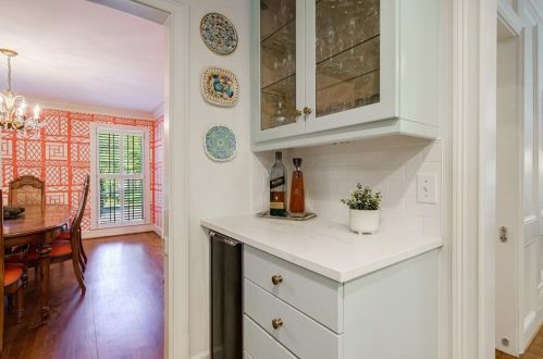 305 Drummen Ct, Atlanta GA 30328-2658 exterior